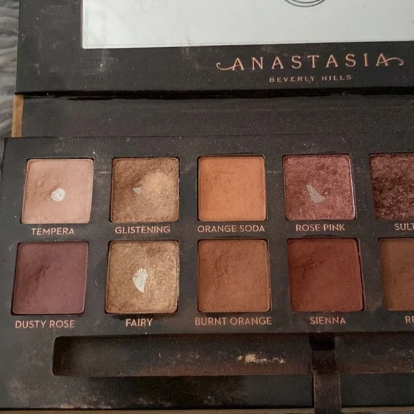ABH palette - Picture 2 of 4